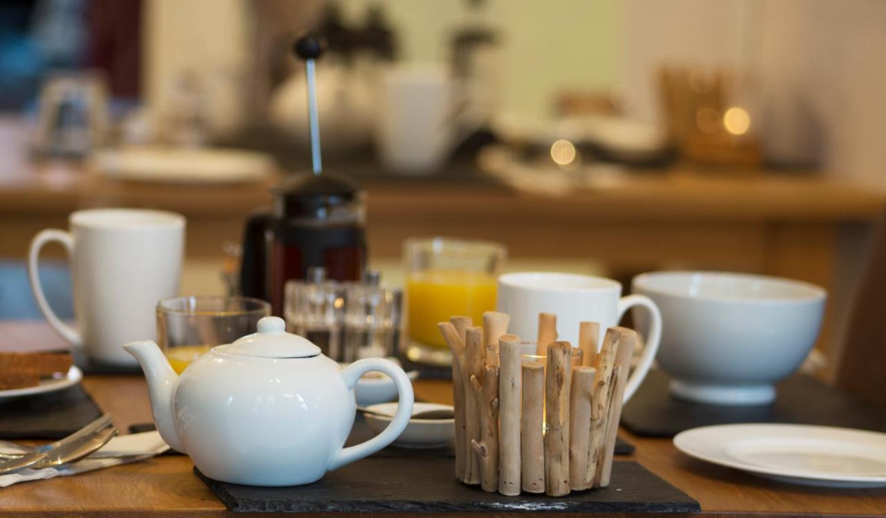 본머스 웨이브 인 비앤비 B&B 외부 사진